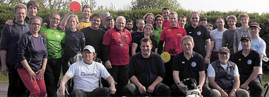 Die Teilnehmer des 1. Westfälischen Team-Cups am 1. Mai 2014 in Lünen.