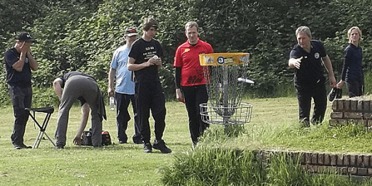 DGA-Sportdirektor Wolfgang Kraus beim Team-Cup-Putt 2014 in der Alten Ziegelei in Lünen.